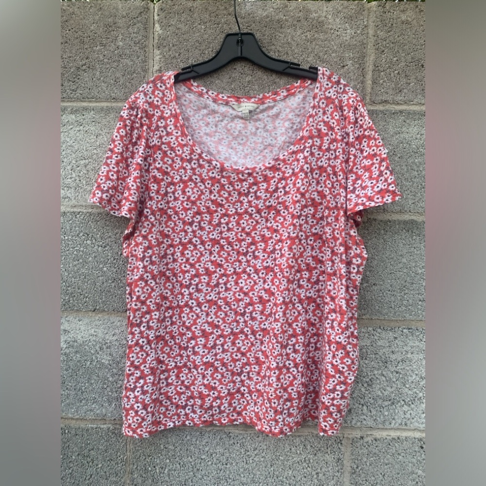 Lucky Brand Top Size XXL Red Blue Floral Flutter Sleeve Scoop Neck Lightweight